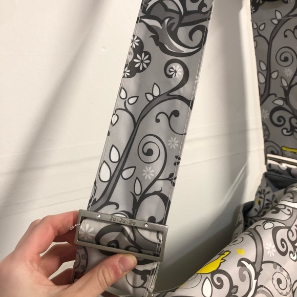Ju-Ju-Be BRAND NEW Floral Gray and Yellow Diaper Bag - Picture 3 of 14